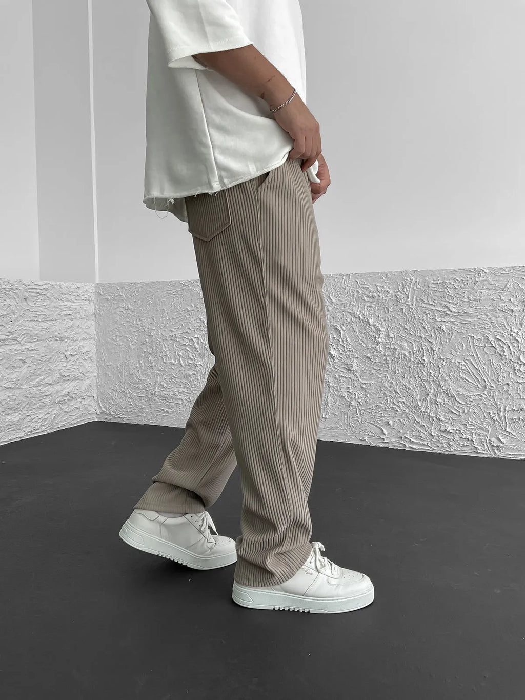 Pantalón Pleated Relax Élégance