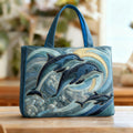 Bolso artesanal con delfines